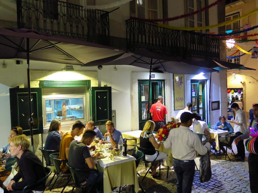 Casa Portuguesa Chiado Apartment Lisbon Bagian luar foto